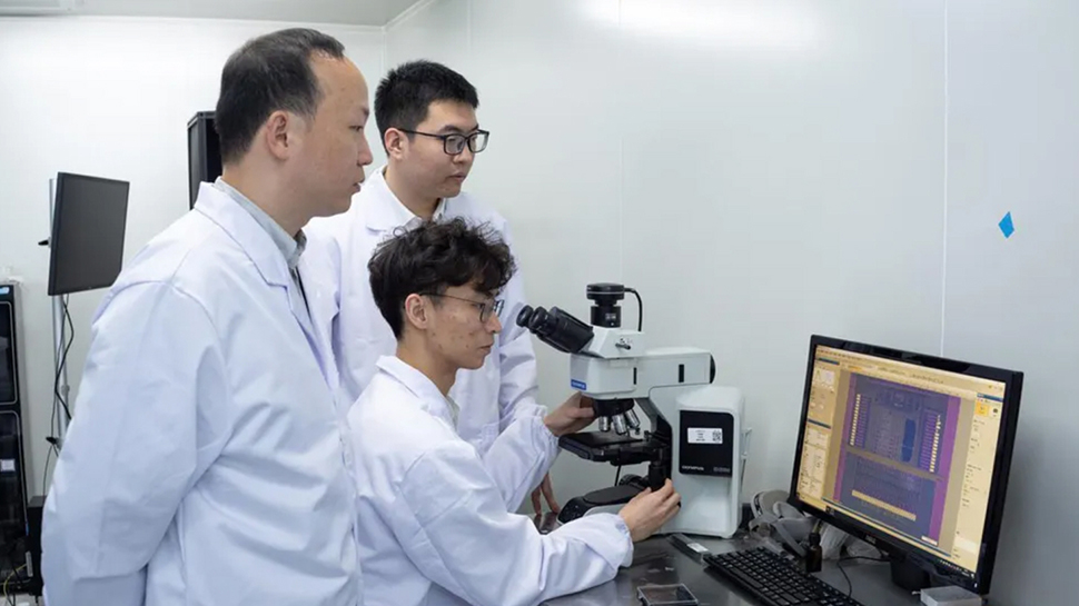 Chinese research team claims world’s fastest non-volatile memory with 400ps write speed, but gives it a PoXy name